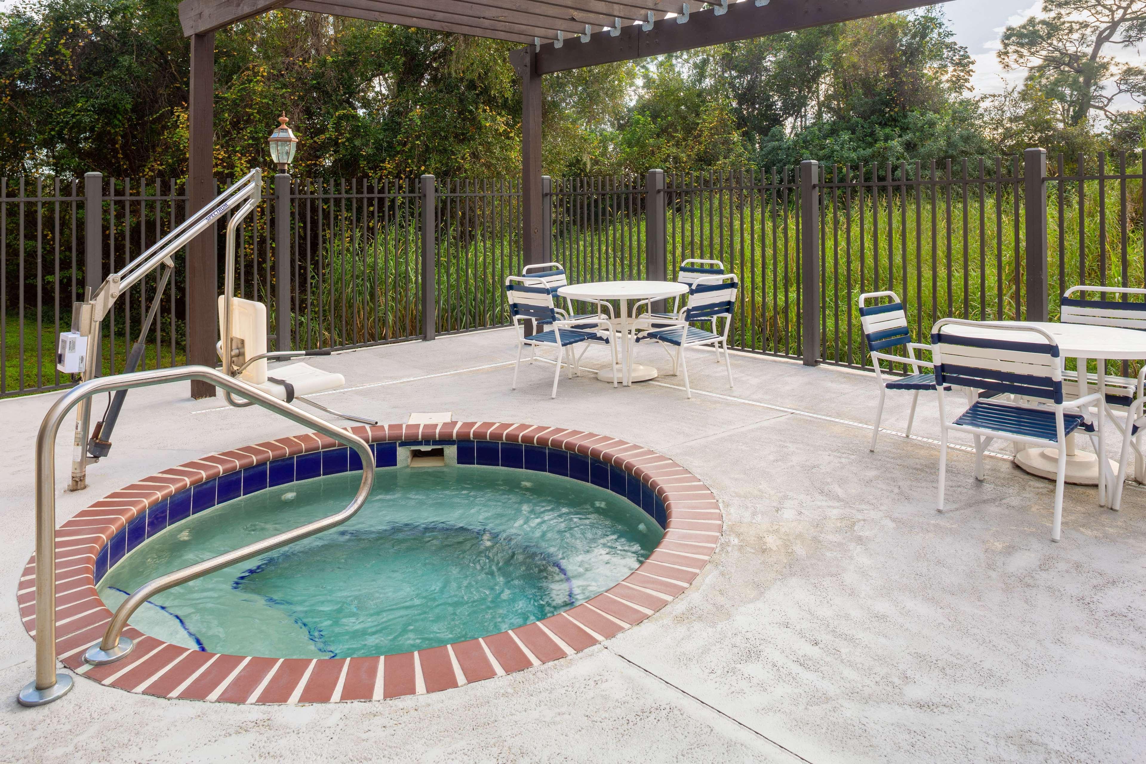 Hotel La Quinta By Wyndham Sebring Extérieur photo